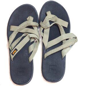 Teva Olowahu Women’s Sandals Size 10 | Olive Green | Like New